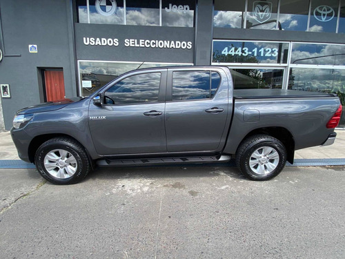 Toyota Hilux 2.8 Cd Srv 177cv 4x2 At - Automotores Rosales