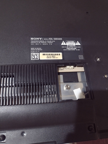 Imagen 2 de 3 de Televisor Sony Bravía Led 32 Pulgadas