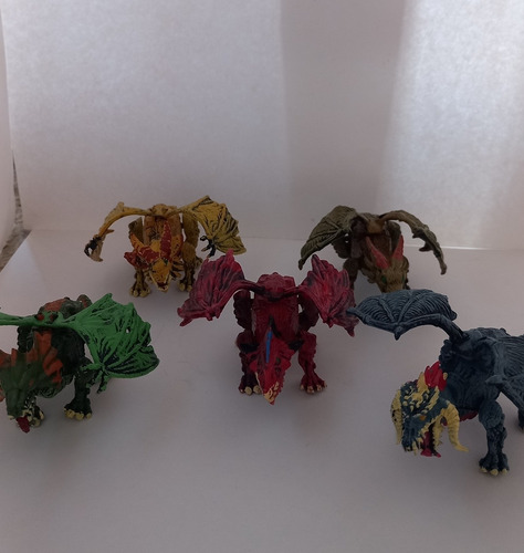 Dragones De Alto5x10ancho Colección 5 Figuras 