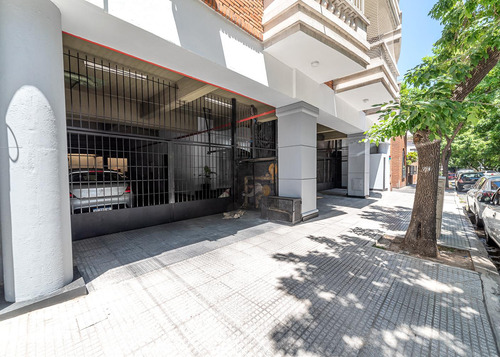 Venta Departamento Dos Ambientes En Florees Con Cochera