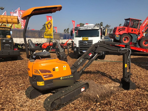 Imagen 1 de 4 de Mini Excavadora Taurus - Xn16 (13.5 Hp)
