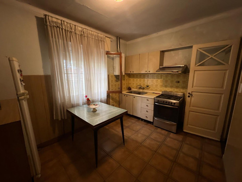 Ciudad Jardin Venta Chalet 4 Ambientes Lote 200 M F: 10329