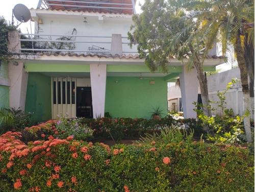 Re/max 2mil Alquila Casa En Urbanización Las Palmas, Apostadero. Isla De Margarita, Estado Nueva Esparta 