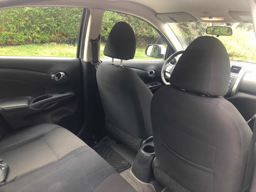 Nissan Versa 2013 1.6 Advance