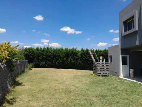 Casa A Estrenar De Cuatro Ambientes Pilar Del Este Barrio San Eduardo