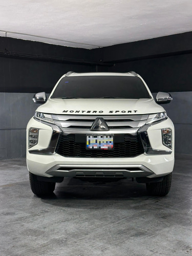 Mitsubishi Montero 2023