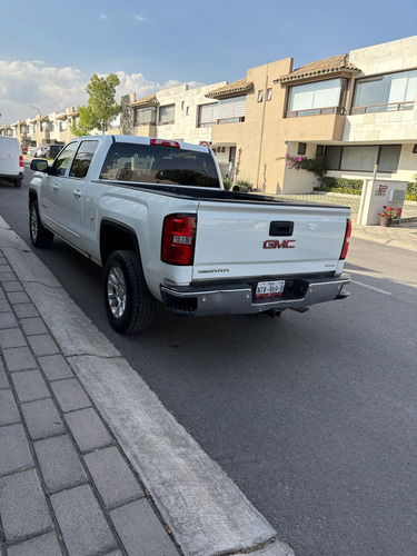 GMC Sierra 5.4 Cabina Regular Sle 4x4 At