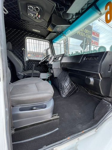 Scania / T142 H 4x2 S / Modificada