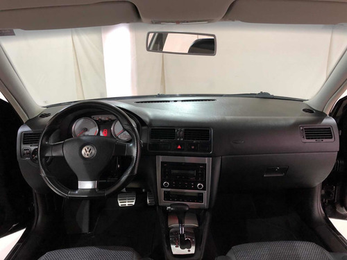Volkswagen Golf 2.0 Black Edition Total Flex 5p 2010