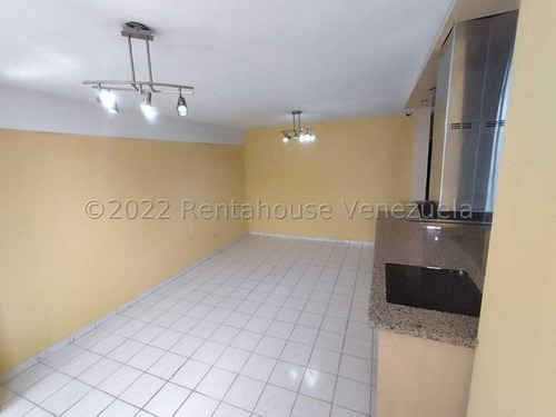 Imagen 15 de 30 de * Apartamentos En Venta * Zona Centro Barquisimeto, Lara, Codigo # 23-11704 Mas Informacion :: 412 - 1498654 , Katty Vasquez Rentahouse Co.