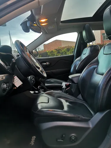 Jeep Cherokee 3.2 Longitude