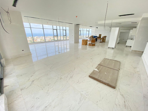 Los Cacicazgos: Espectacular Apartamento Nuevo En Venta - Impresionante Vista Al Mar Y La Ciudad Piso 14, Área De Bar And Lounge, Piscina Gimnasio Área Infantil Salón Multiusos Cine