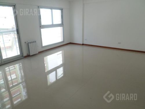 Imagen 5 de 13 de Venta, 1 Amb. Moderno En Zona Plaza Colon