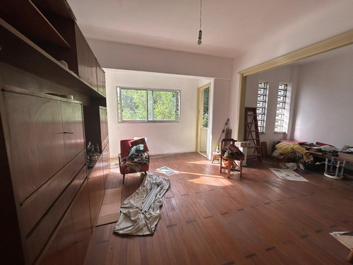 Imagen 2 de 19 de Amplio Apartamento Con 3 Dormitorios