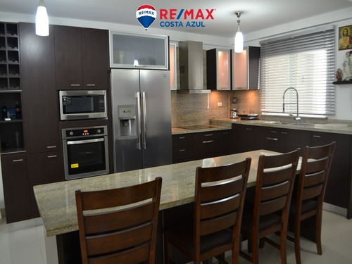 Imagen 4 de 14 de Remax Costa Azul Vende Hermosa Casa En Ampuria Brava