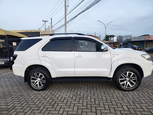 Toyota Hilux SW4 Toyota Hilux SW4 SRV 4x4 3.0 Turbo (aut)