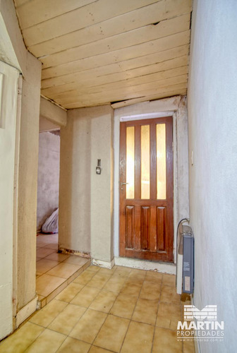 Casa Ph 3 Dptos De 2 Ambientes Cada Uno, Excelente Ubicacion 4 Cuadras De Av.