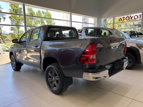 Toyota Hilux Pick-Up 2.8 Cd Sr 204Cv 4X4