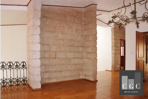 Imagen 13 de 18 de Venta Casa En San Jerónimo Versátil Y Con Vistas Arboladas