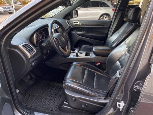 Jeep Grand Cherokee 3.6 Limited Lujo 4x2 Mt