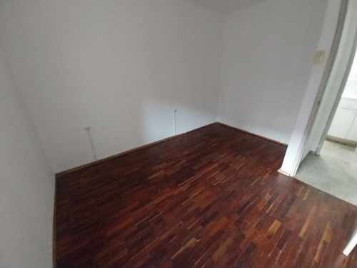 Ref 1741) ** A - Muy Lindo Apartamento De 2 Dormitorios Para Alquilar, Muy Cerca De La Terminal De Omnibus De San José