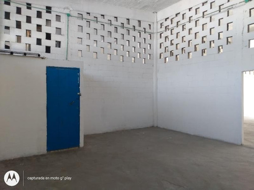 Imagen 2 de 4 de Bodega Comercial En Renta Floresta