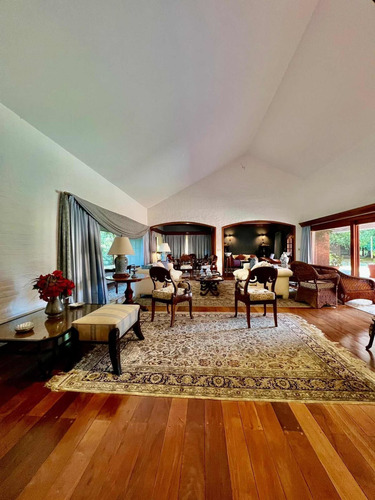 Imagen 4 de 26 de Importante Mansion Ubicada En El Barrio Mas Exclusivo De Punta Del Este, Se Alquila.