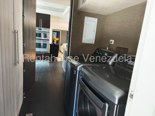 Moderno Apartamento En Alquiler, Urb. El Solar Del Hatillo