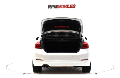 Bmw 320i 2.0t At 2017 Rpm Moviles