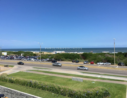 Apartamento Primera Fila Playa Brava 4 Dormitorios - Indigo Punta Del Este- Ref: 2100