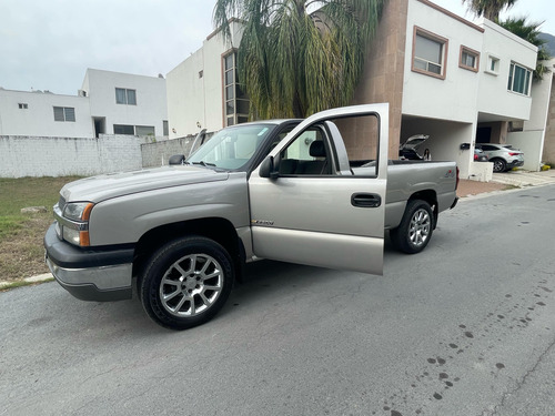 Chevrolet Silverado 5.3 E Pickup Silverado 2500 At