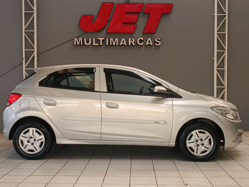 Chevrolet Onix 1.0 Ls 5p