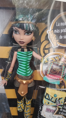 Monster High Cleo De Nile Ghouls In School X4608 (Usado)