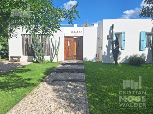 Excelente Propiedad En Venta 4 Ambientes Eucaliptos Haras Santa María