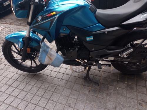 Imagen 4 de 17 de Hero Hunk 200r Azul 23 Mil Km Mod.2019 En Almagro 1300u$s