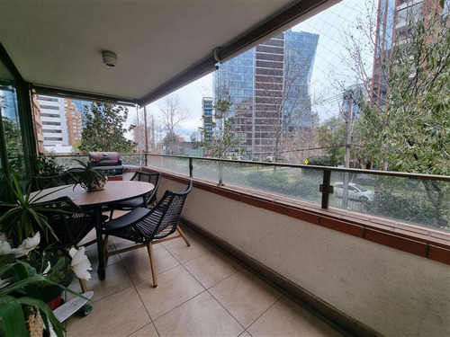 Departamento En Venta De 4 Dorm. En Las Condes
