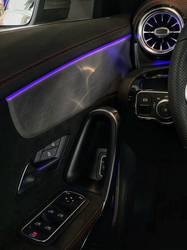 Imagen 10 de 13 de Mercedes Benz Cla200 Amg Line At 2023 0km Blanco