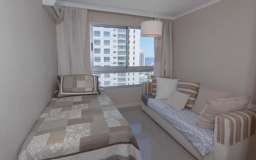 Imagen 10 de 14 de Hola Enrique, Punta Del Este. Pent House. Ocean Drive. Alquiler Diario (mínimo 4 Noches), Mensual. Disponible: Diciembre Hasta El 30/12; Última Semana De Enero; Febrero, Por Favor Comunícate Conmig