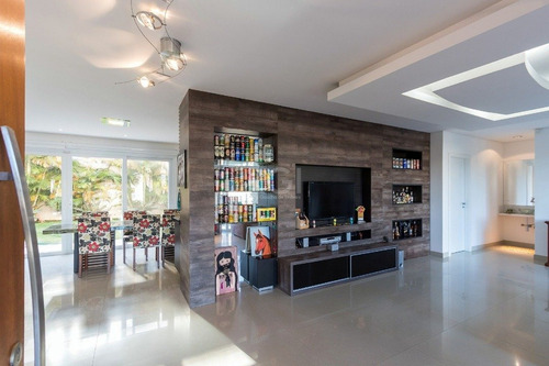 Casa Em Ipanema Com 3 Dormitórios - Lu431007