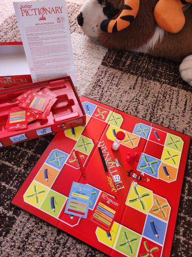 Juego De Mesa Pictionary (Usado)