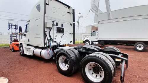 Tractocamion Freightliner 2016 Para Placas Federales Cummin