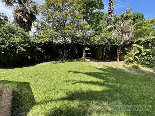 Casa Con Excelente Lote En La Horqueta, A Pocas Cuadras Del Colegio Newman.