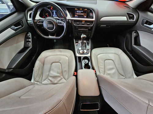 Audi A4 Launch Edition 2.0 TFSI 190cv S troni