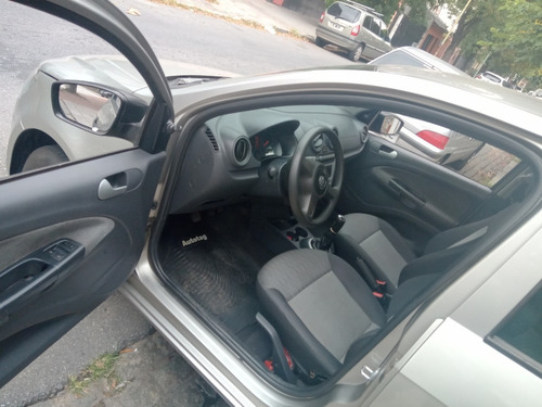 Volkswagen Voyage 1.6 Gp