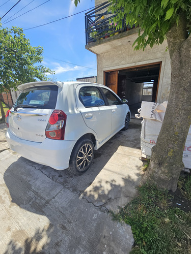 Toyota Etios 1.5 Xls