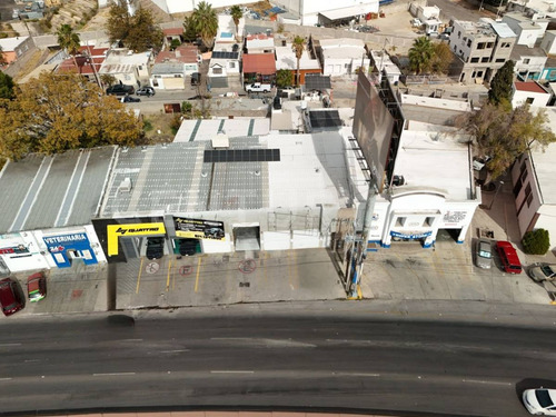 Bodega Comercial En Renta, Av. Cantera, Chihuahua