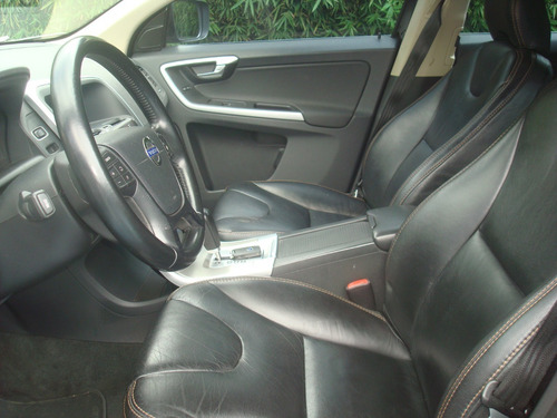 Imagem 9 de 13 de Volvo Xc60 2.0 T5 Confort 2012