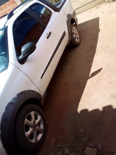 Imagem 6 de 15 de Fiat Strada 2011 1.4 Working Cab. Dupla Flex 2p