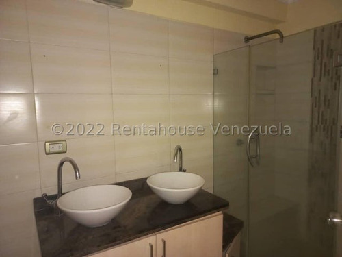 Imagen 21 de 30 de Townhouse En Venta De Concepto Abierto Moderno Con Exclusivas Areas Sociales Piscina Caminerias Y Parques Infantiles Cocina Con Tope De Granito Totalmente Equipada El Rincon Naguanagua
