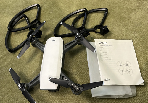 Dji Spark Blanco (batería Bloqueada, Sí Enciende) Blanco (Usado)